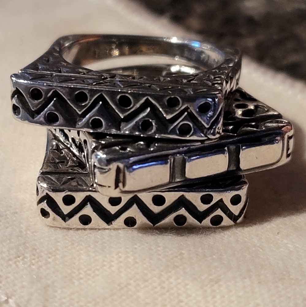 Dian Malouf 3 stackable rings  7.5